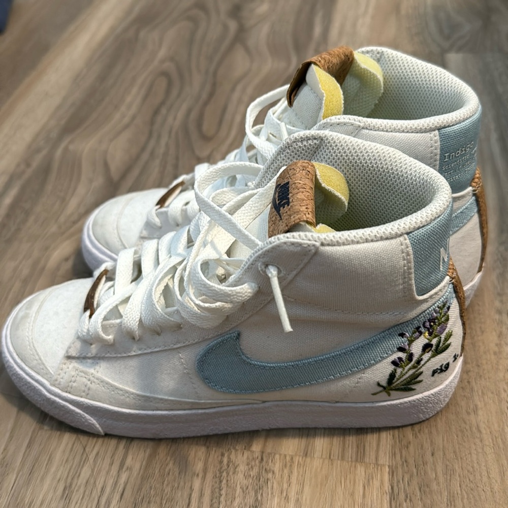 Nike blazer mid 77